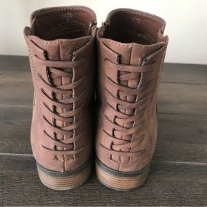 Limelight size 8.5 ankle boot